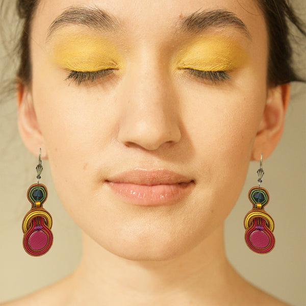 Hola Trendy Earrings