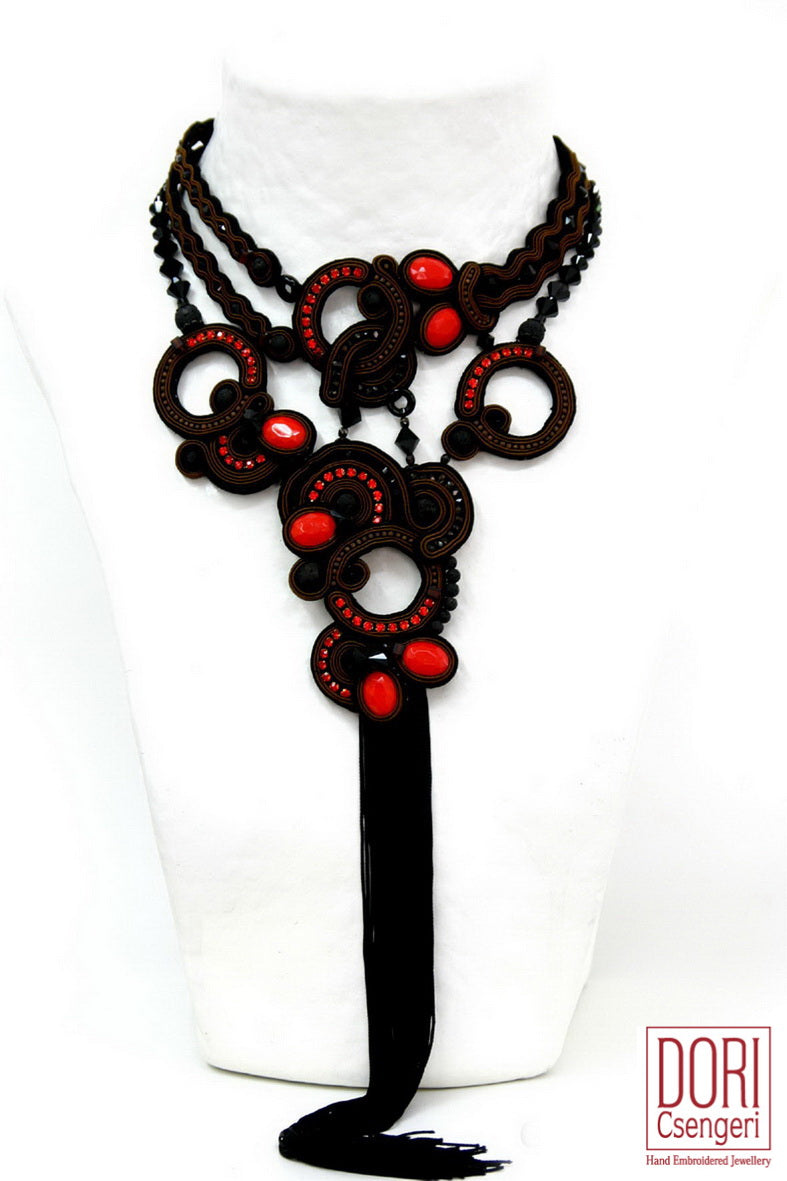 Opium Impressive Necklace