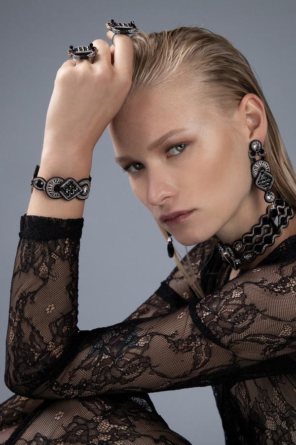 Madison Elegant Earrings