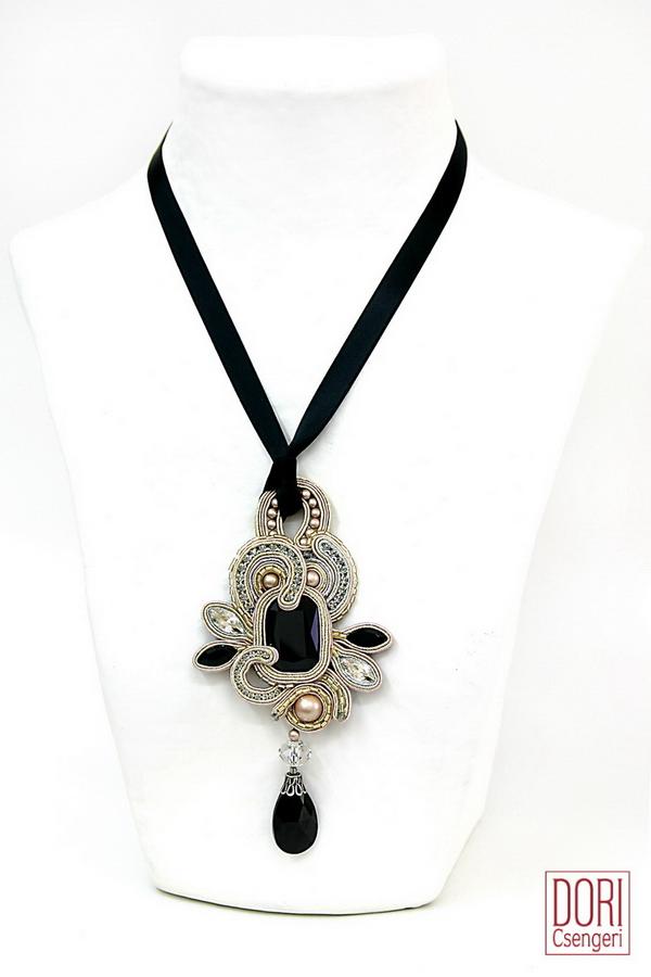 Desiree Onyx Pendant