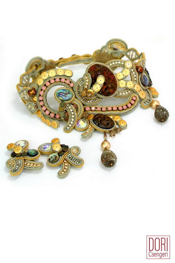 Baroque Showstopper Choker