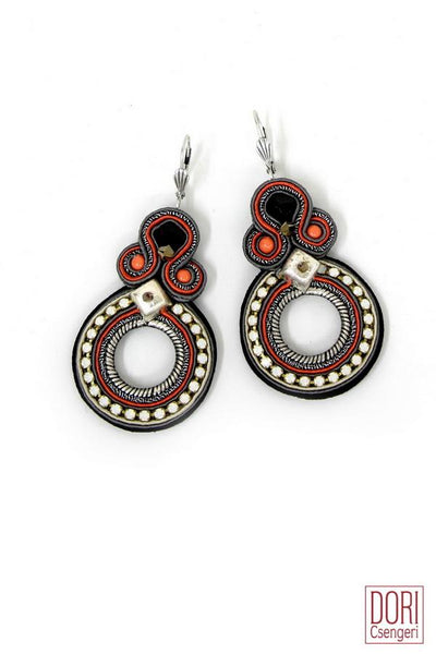 Daphne Hoop Earrings