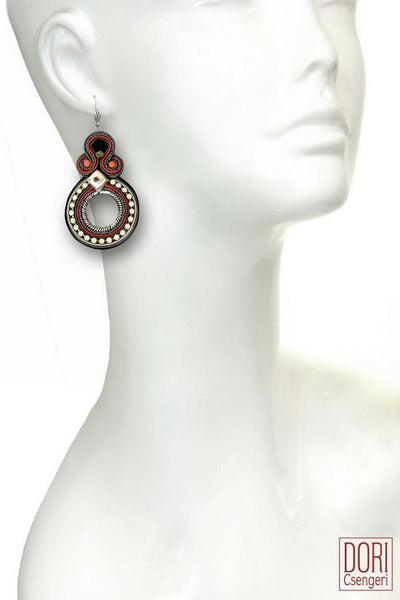 Daphne Hoop Earrings