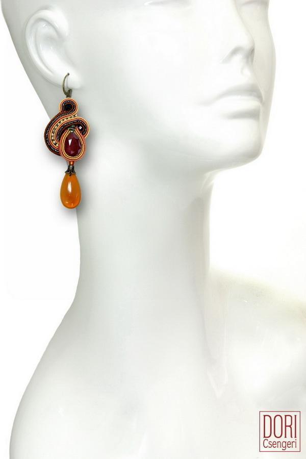 Florence Dangle Earrings