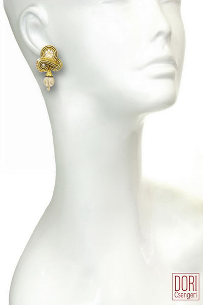 Fifth Avenue Chic Delicate Earrings