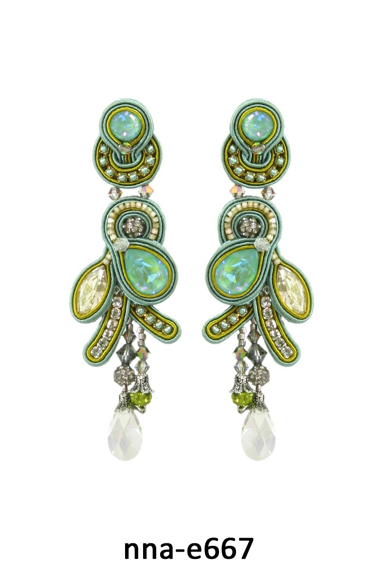 Nina statement Earrings