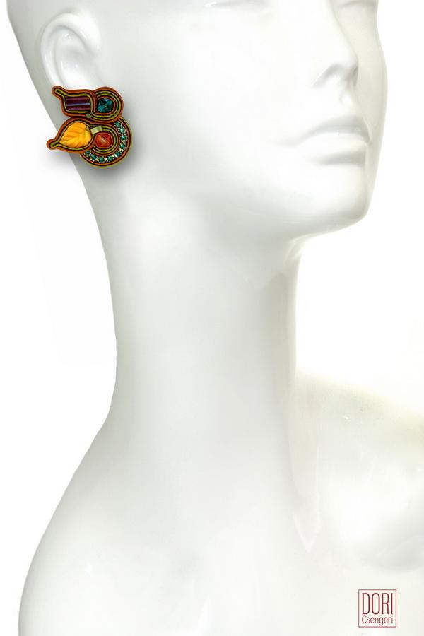 Roberta Clip On Earrings