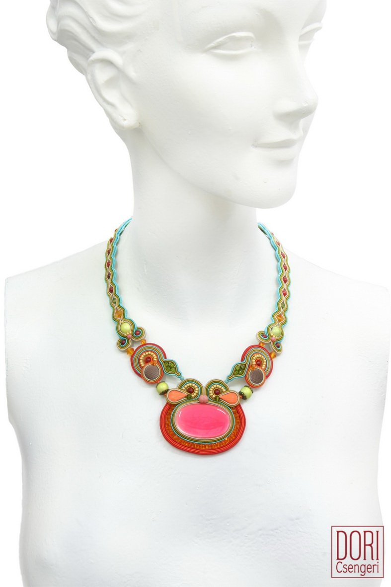 Summer Resort Necklace