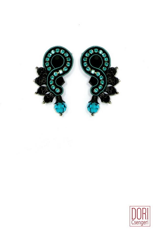 Tania Chic Earrings
