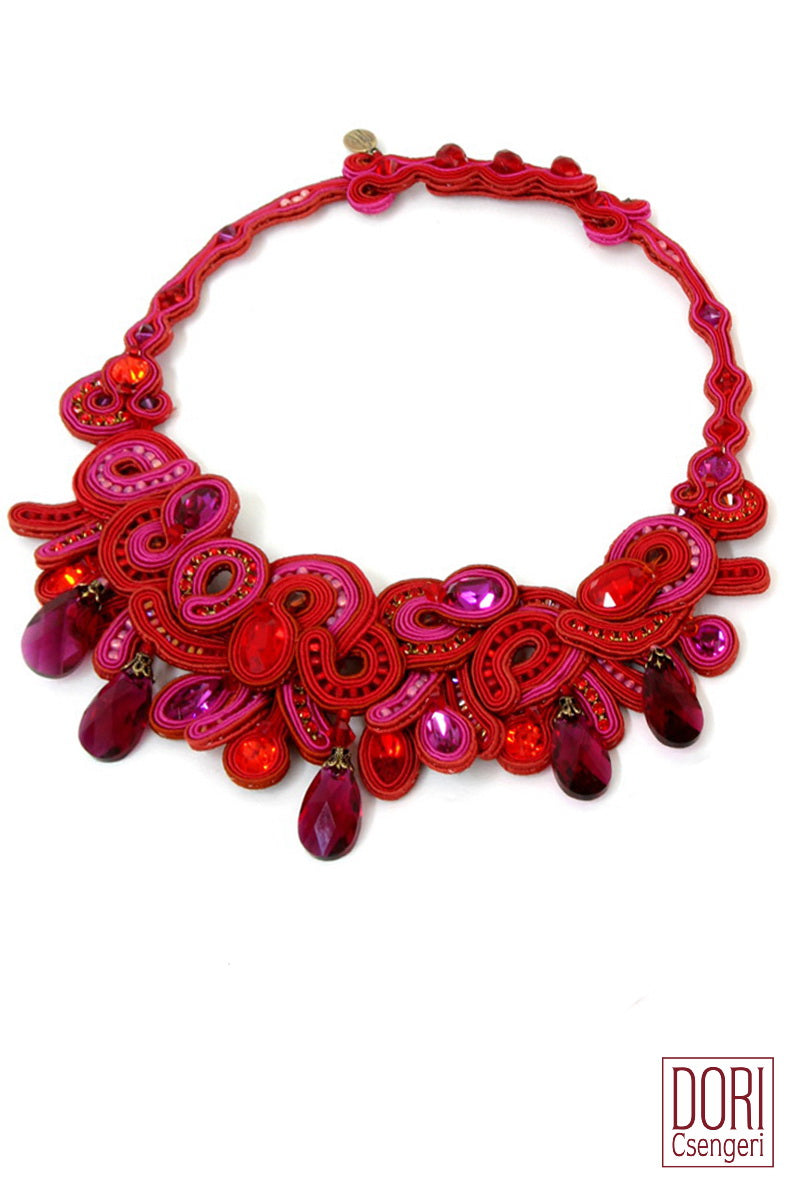 Vibrance Impressive Necklace