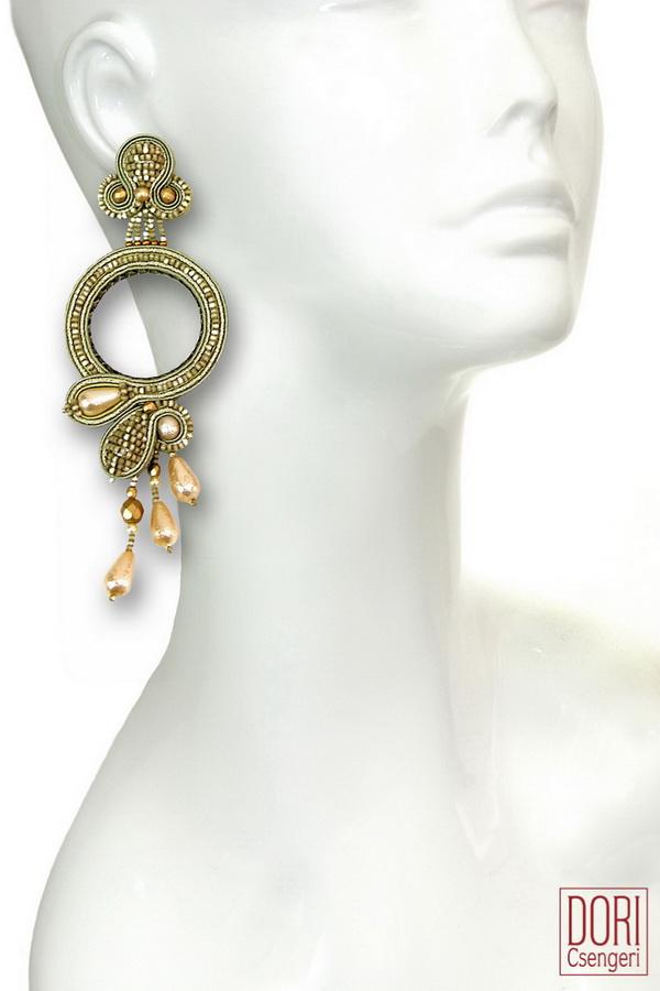 Venus Pearl Drop Earrings