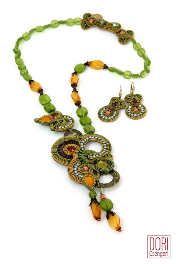 Zephyre Statement Necklace