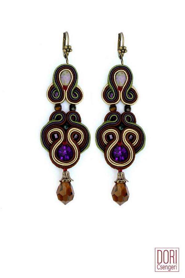 Zoe Must Have Earrrings